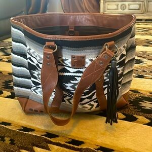 STS Ranchwear Tote concealed carry